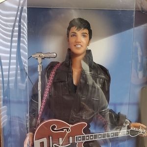 Elvis...!!! Collectors he's alive!!